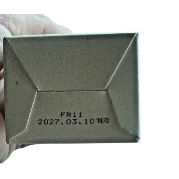 AXIS-Y Dark Spot Correcting Glow Serum 1.69 oz 50ml Korean Beauty Skincare 3/27 - Picture 5 of 5